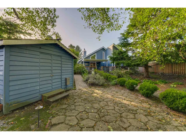 $849,000 | 1577 South Franklin Street, Seaside, OR 97138