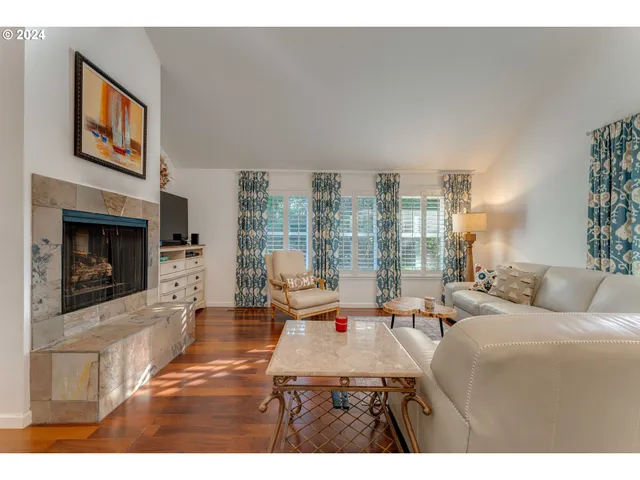 $849,000 | 1577 South Franklin Street, Seaside, OR 97138