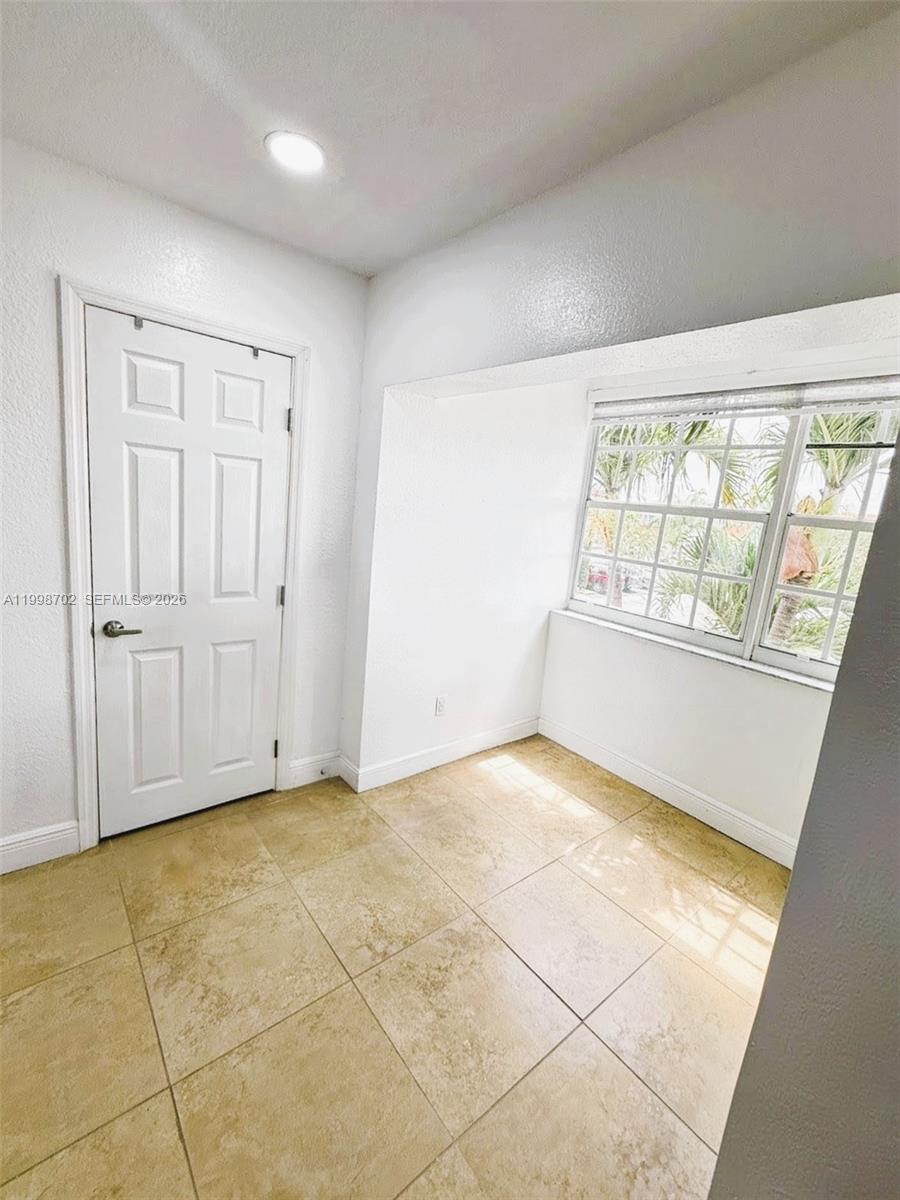 6217 Southwest 128th Place Miami, FL 33183 - Photo 26 of 47