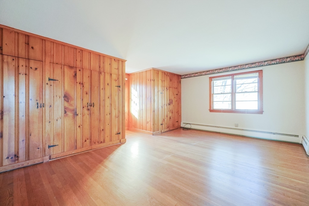 127 Glenview Street Upton, MA 01568 - Photo 18 of 39