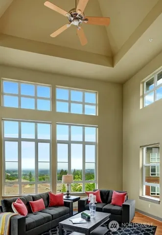 $3,500 | 1840 25th Avenue Northeast, Unit 405, Issaquah, WA 98029