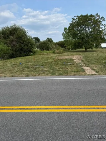 $45,000 | 6983 Plaza Drive, Wheatfield, NY 14304