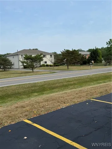 $45,000 | 6983 Plaza Drive, Wheatfield, NY 14304