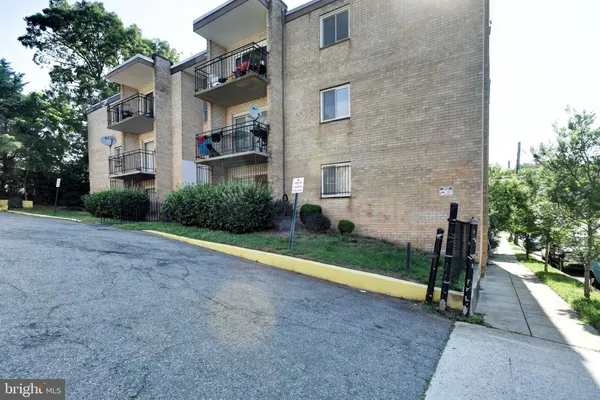 $159,000 | 5106 F Street Southeast, Unit 8, Washington, DC 20019
