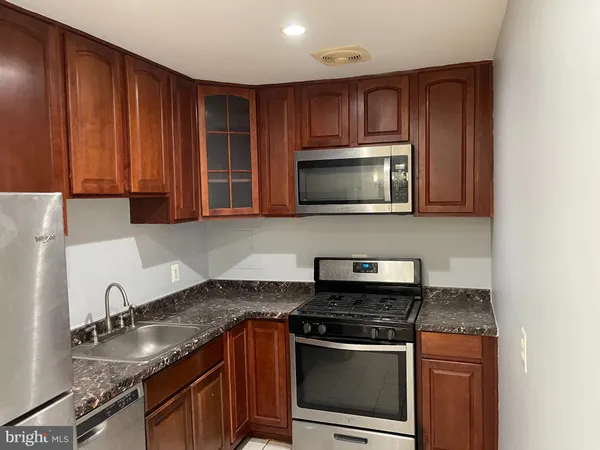 $159,000 | 5106 F Street Southeast, Unit 8, Washington, DC 20019