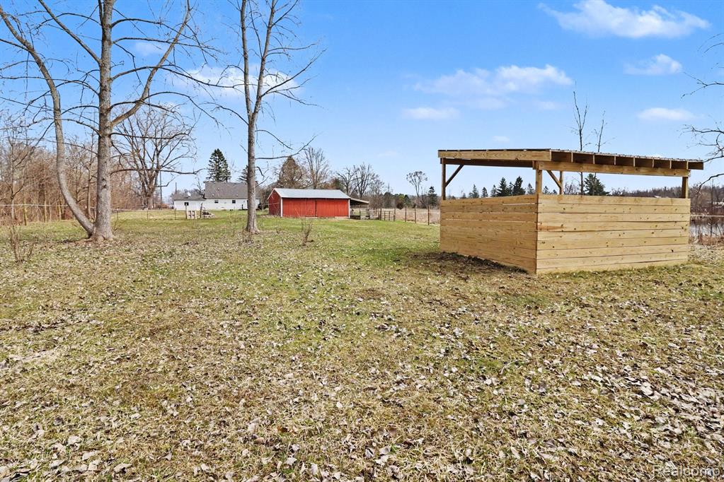 4837 Mack Road Howell, MI 48855 - Photo 26 of 31