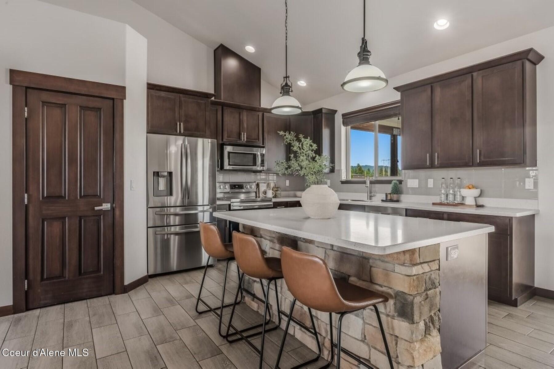 455 Solar Road Oldtown, ID 83822 - Photo 18 of 52 Kitchen Island with Seating
