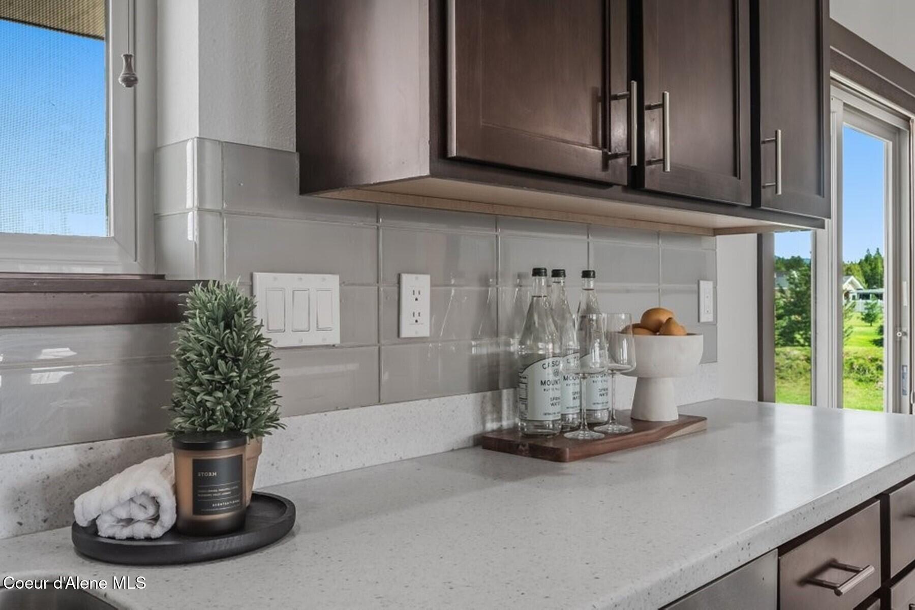455 Solar Road Oldtown, ID 83822 - Photo 21 of 52 Custom Tile Backsplash