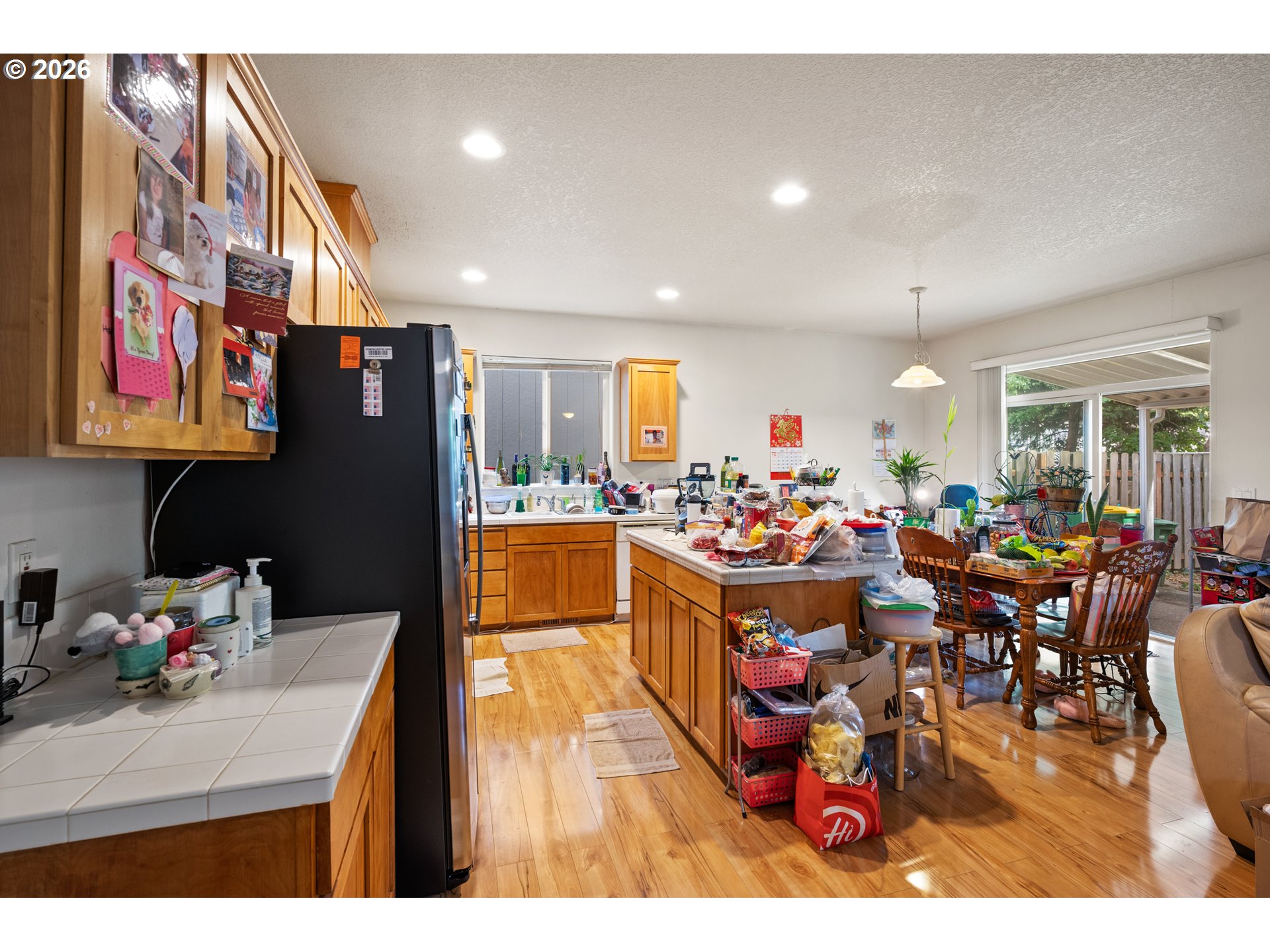 19230 Southwest Rosedale Court Beaverton, OR 97007 - Photo 10 of 41 Gallery Image 10