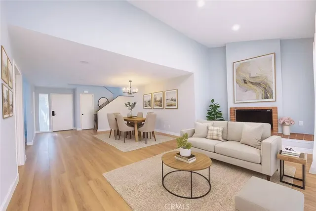 $819,000 | 239 Linwood Avenue, Unit E, Monrovia, CA 91016