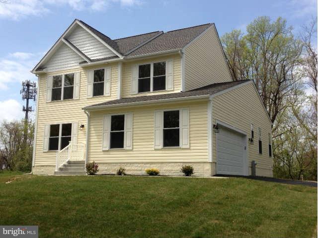 11 Leeland Road Edgewater, MD 21037 - Photo 1 of 30 Exterior (Front)