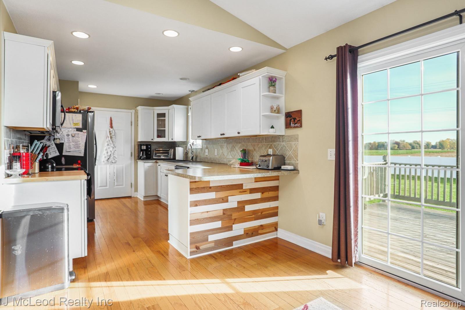 785 State Road Vassar, MI 48768 - Photo 14 of 59 785 State Rd Vassar-14.jpg