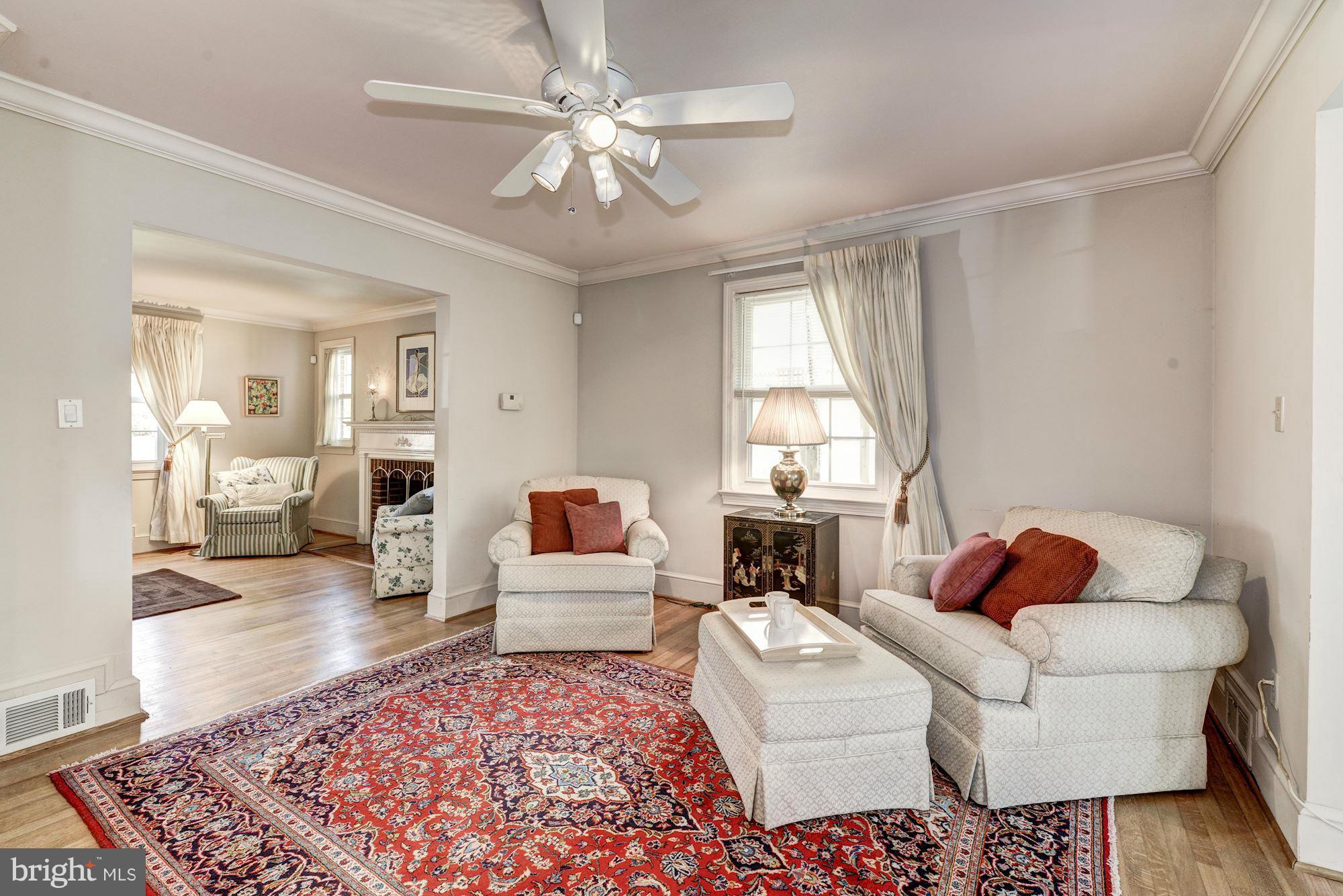 1674 Primrose Road Northwest Washington, DC 20012 - Photo 8 of 29 Family Room