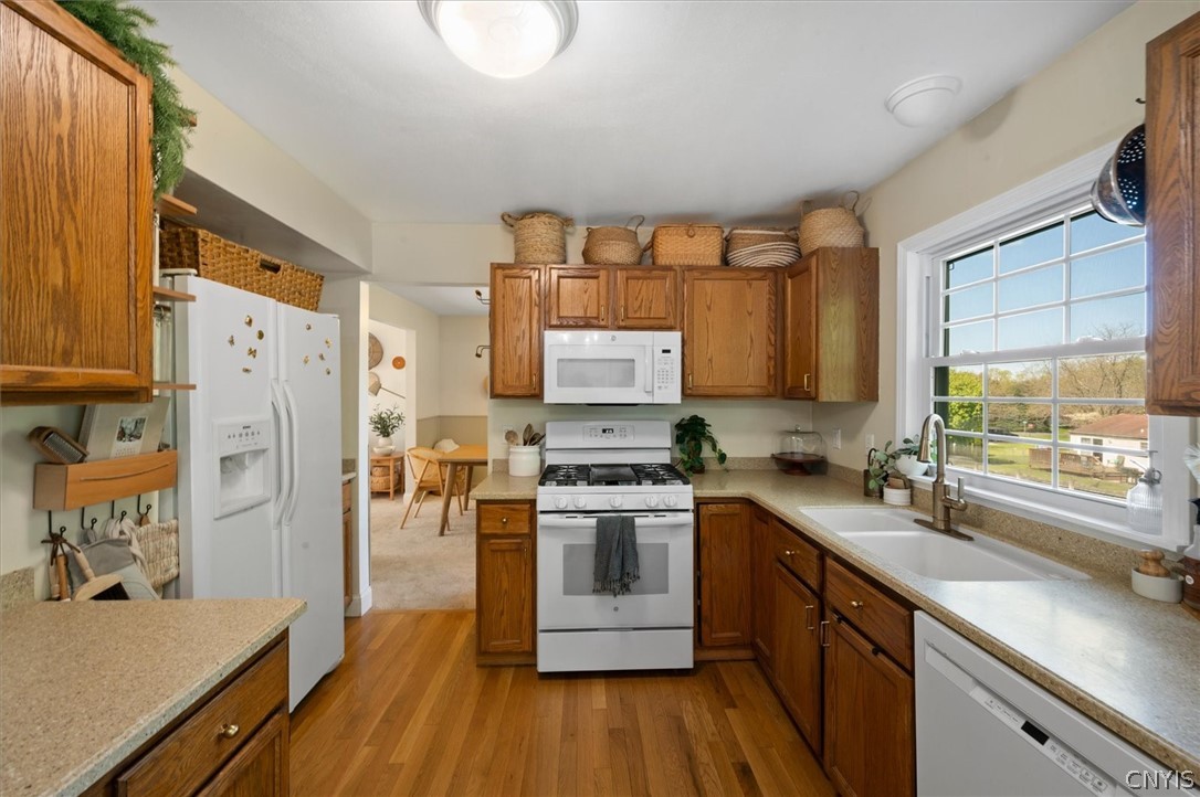 154 Smokey Hollow Road Lysander, NY 13027 - Photo 8 of 33 Kitchen