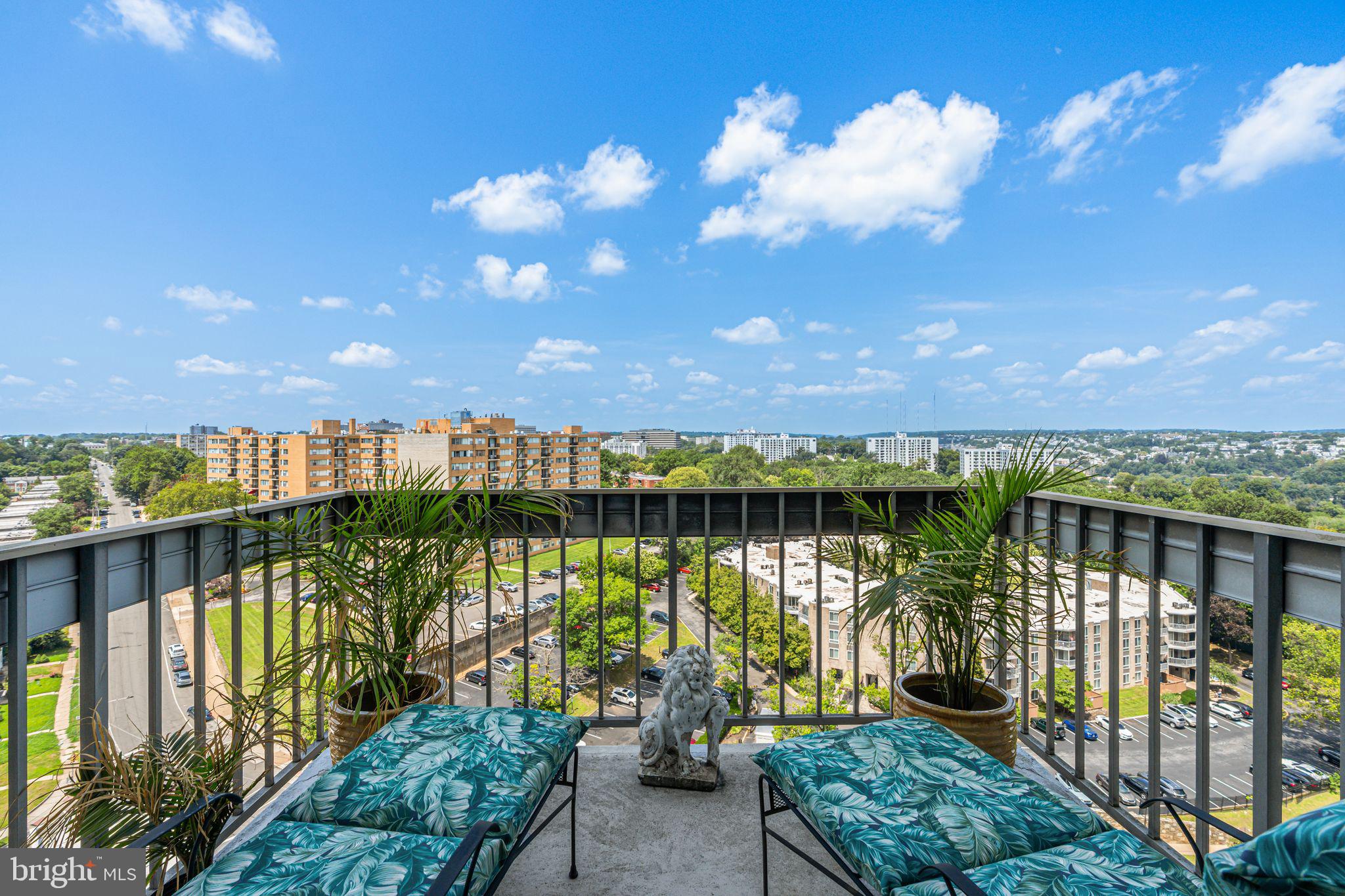 3600 Conshohocken Avenue, Unit 1712 Philadelphia, PA 19131 - Photo 12 of 27 a view of a balcony with lake view