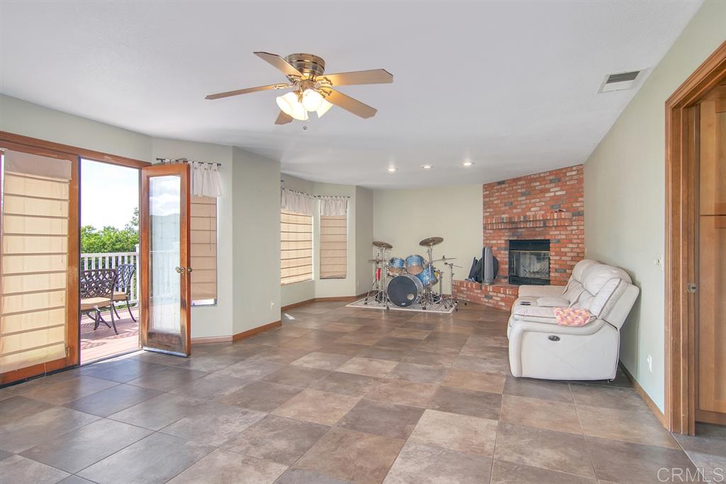 24459 Rutherford Road Ramona, CA 92065 - Photo 9 of 25