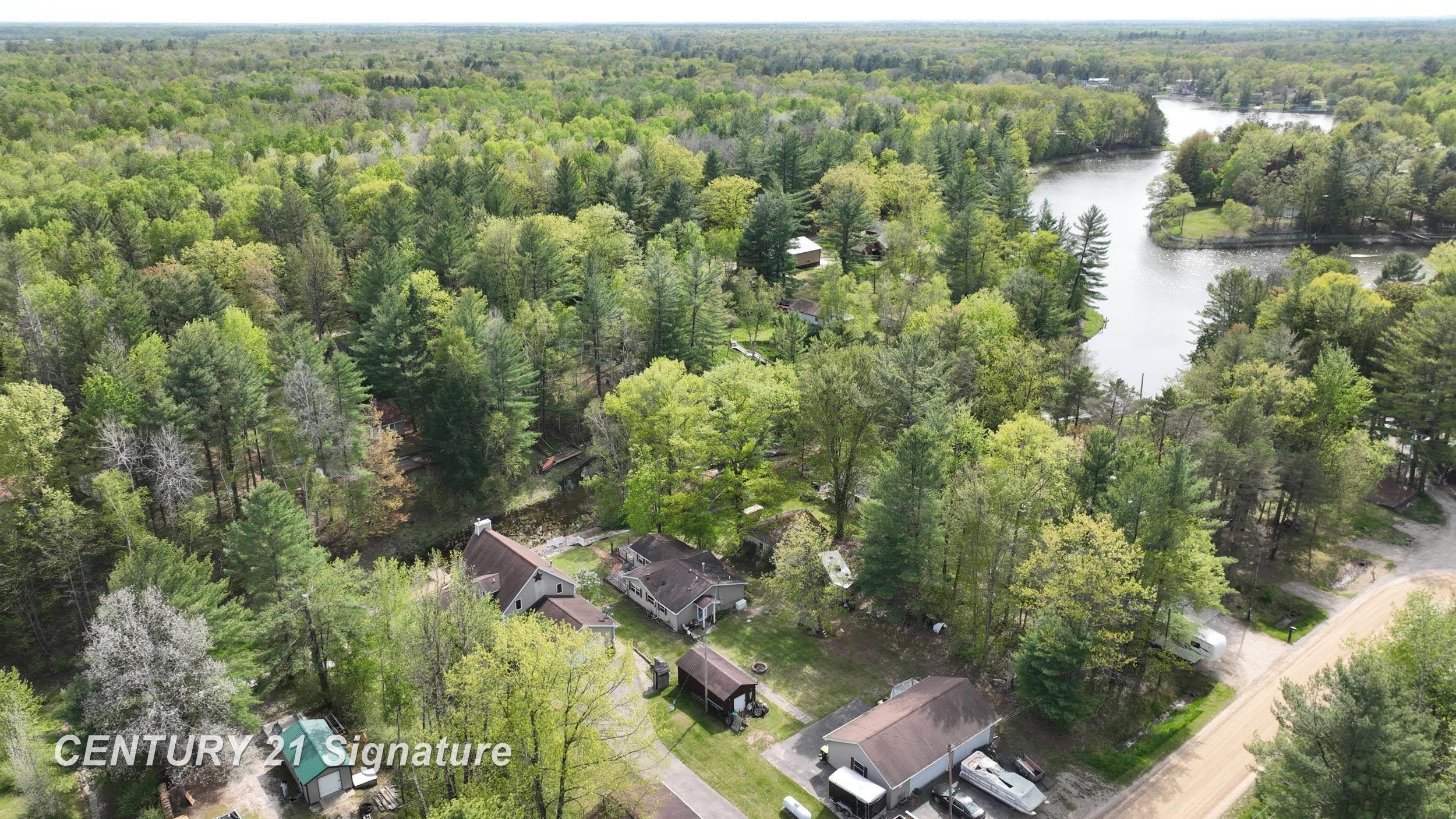 1724 Middle Point Drive Alger, MI 48610 - Photo 45 of 53