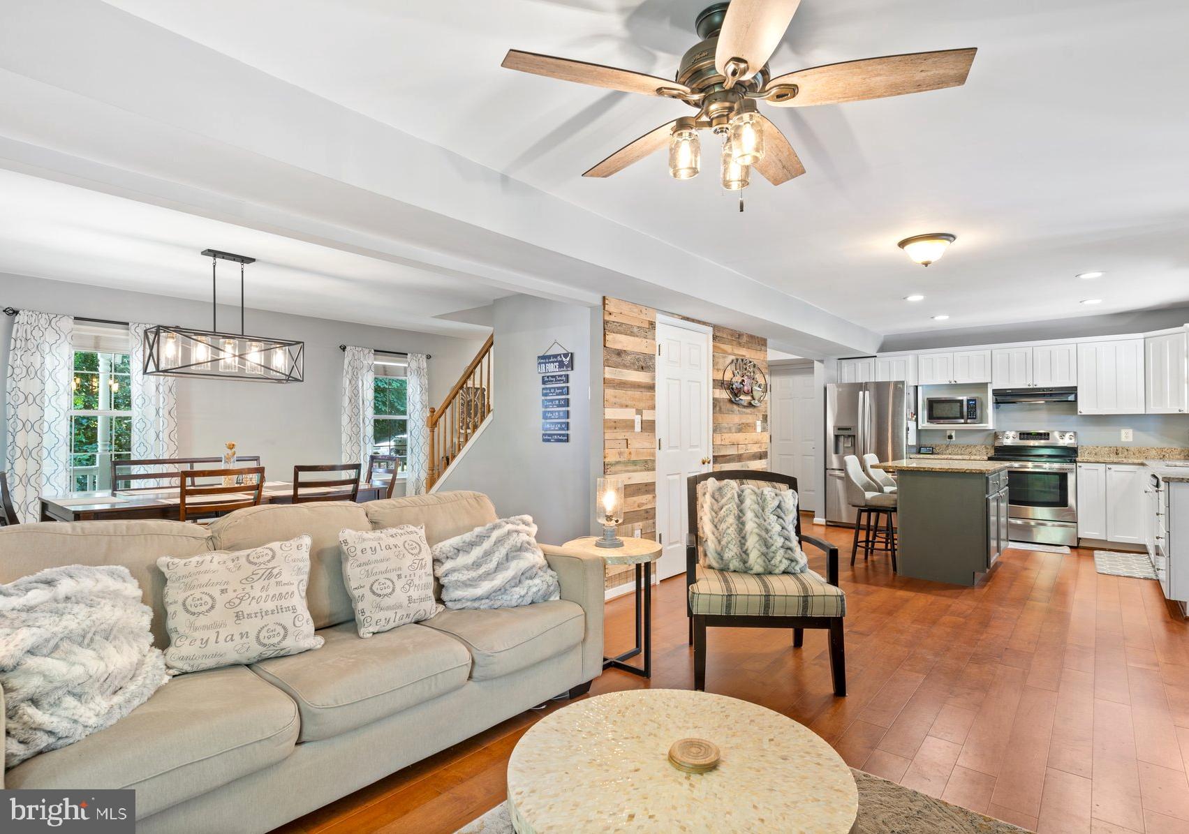 4150 Willows Road Chesapeake Beach, MD 20732 - Photo 3 of 35 Spacious Living Room