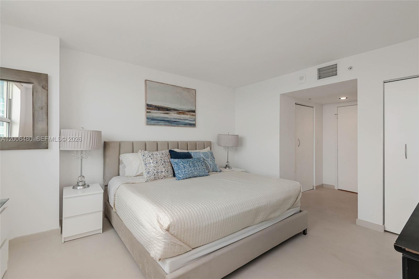 90 Alton Road, Unit 2304 Miami Beach, FL 33139 - Photo 17 of 29 Gallery Image 17