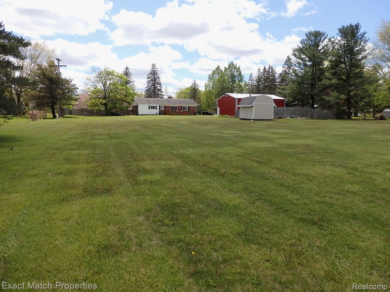 46130 Maben Road Canton, MI 48187 - Photo 7 of 43 Awesome backyard has room for anything!