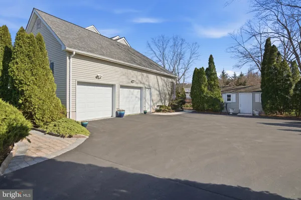 $1,174,000 | 94 Tindall Road, Robbinsville, NJ 08691