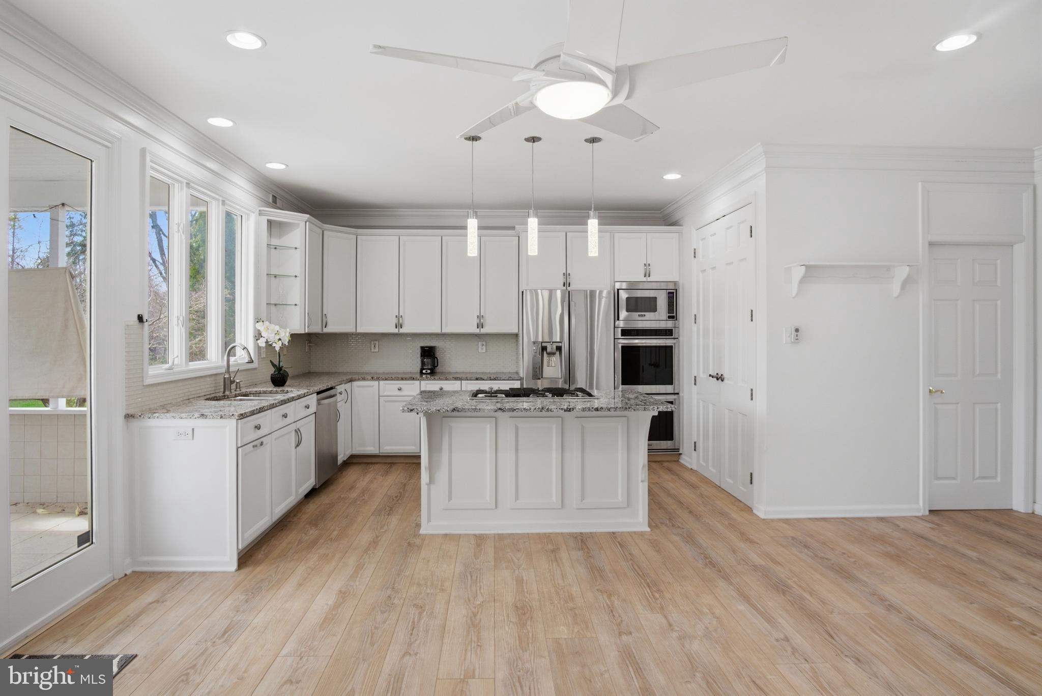 94 Tindall Road Robbinsville, NJ 08691 - Photo 20 of 74