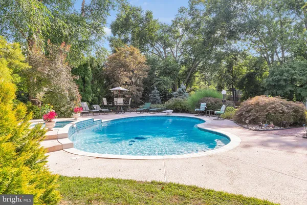 $1,174,000 | 94 Tindall Road, Robbinsville, NJ 08691