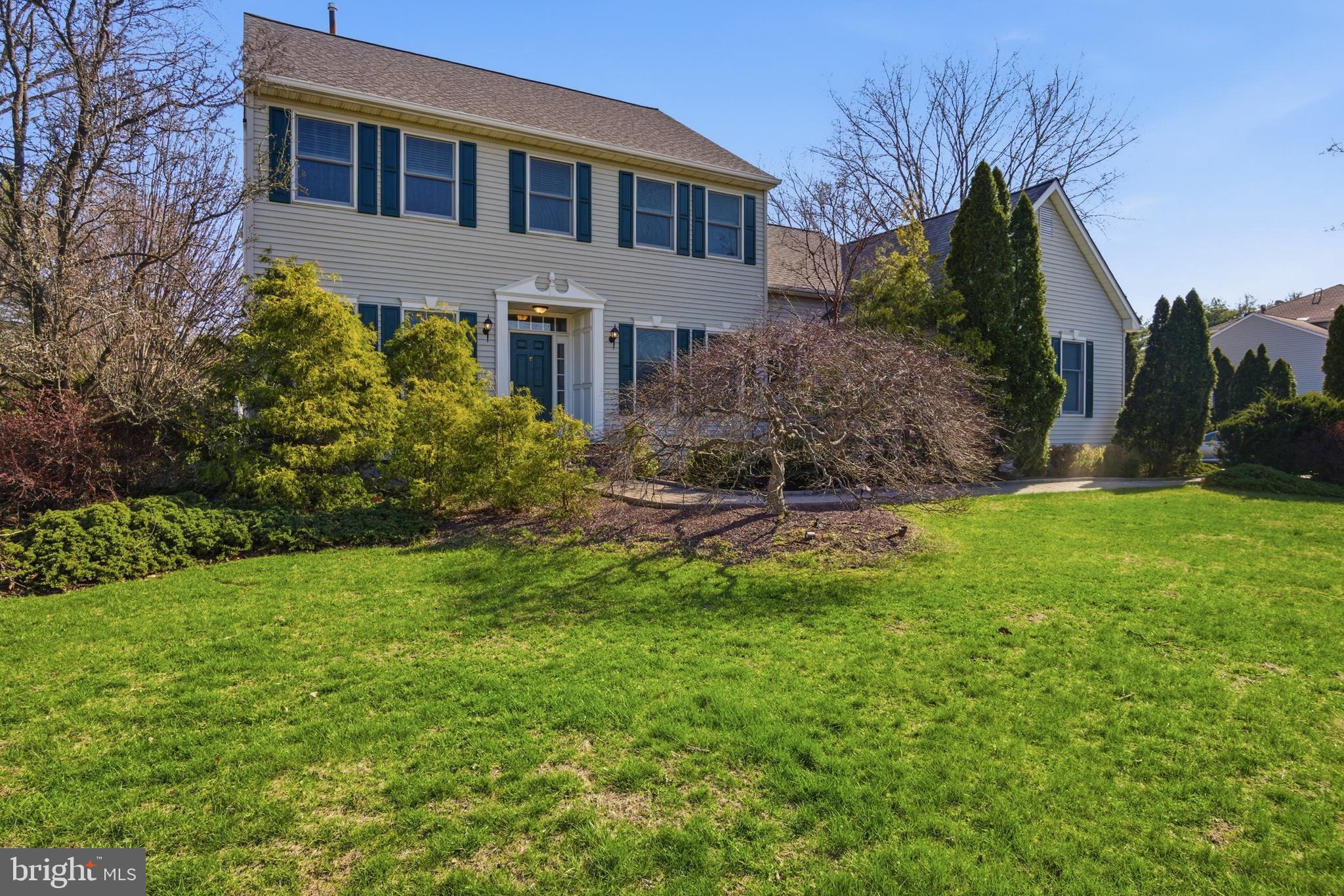 94 Tindall Road Robbinsville, NJ 08691 - Photo 10 of 74