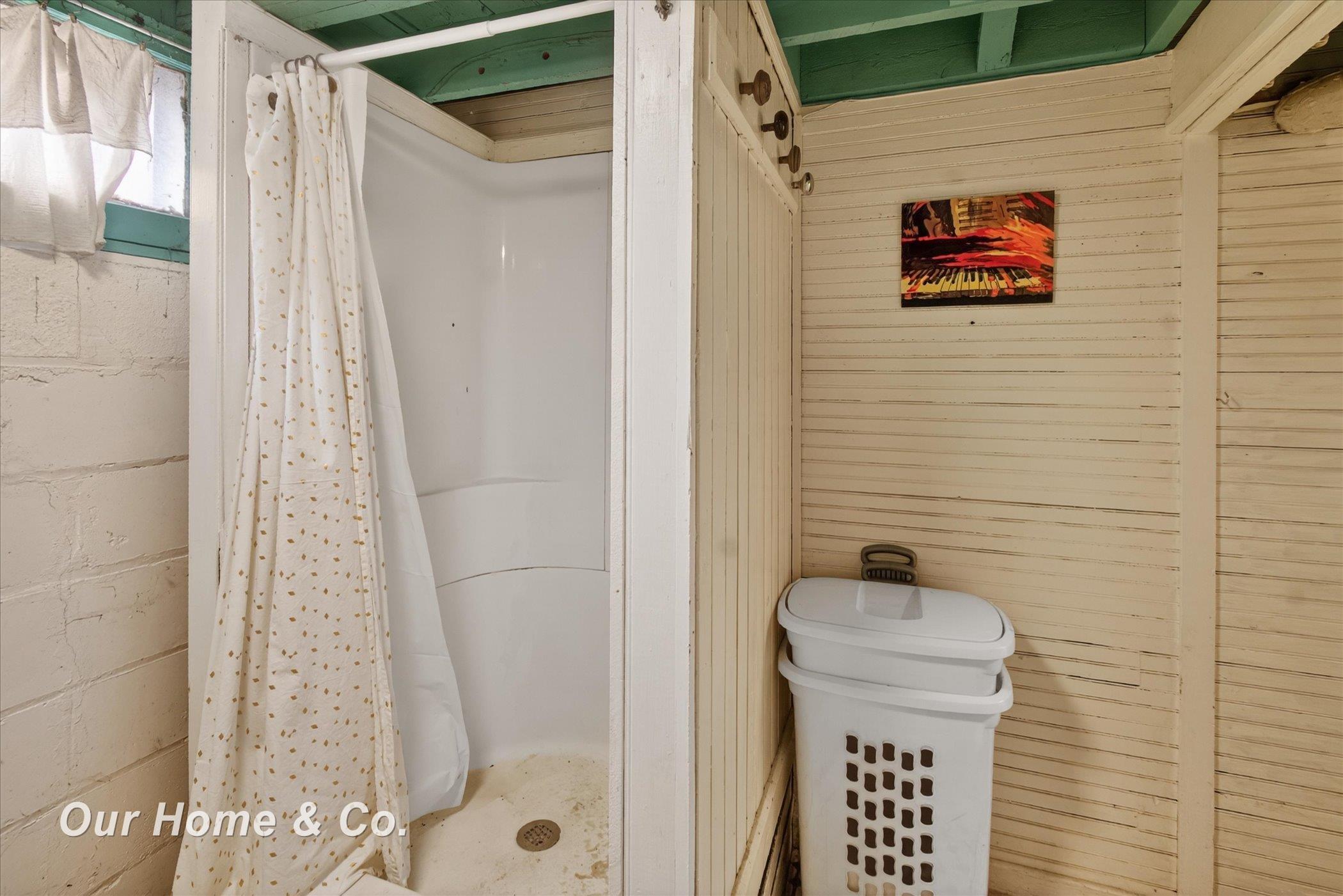 1872 McKinley Avenue Bay City, MI 48708 - Photo 48 of 63
