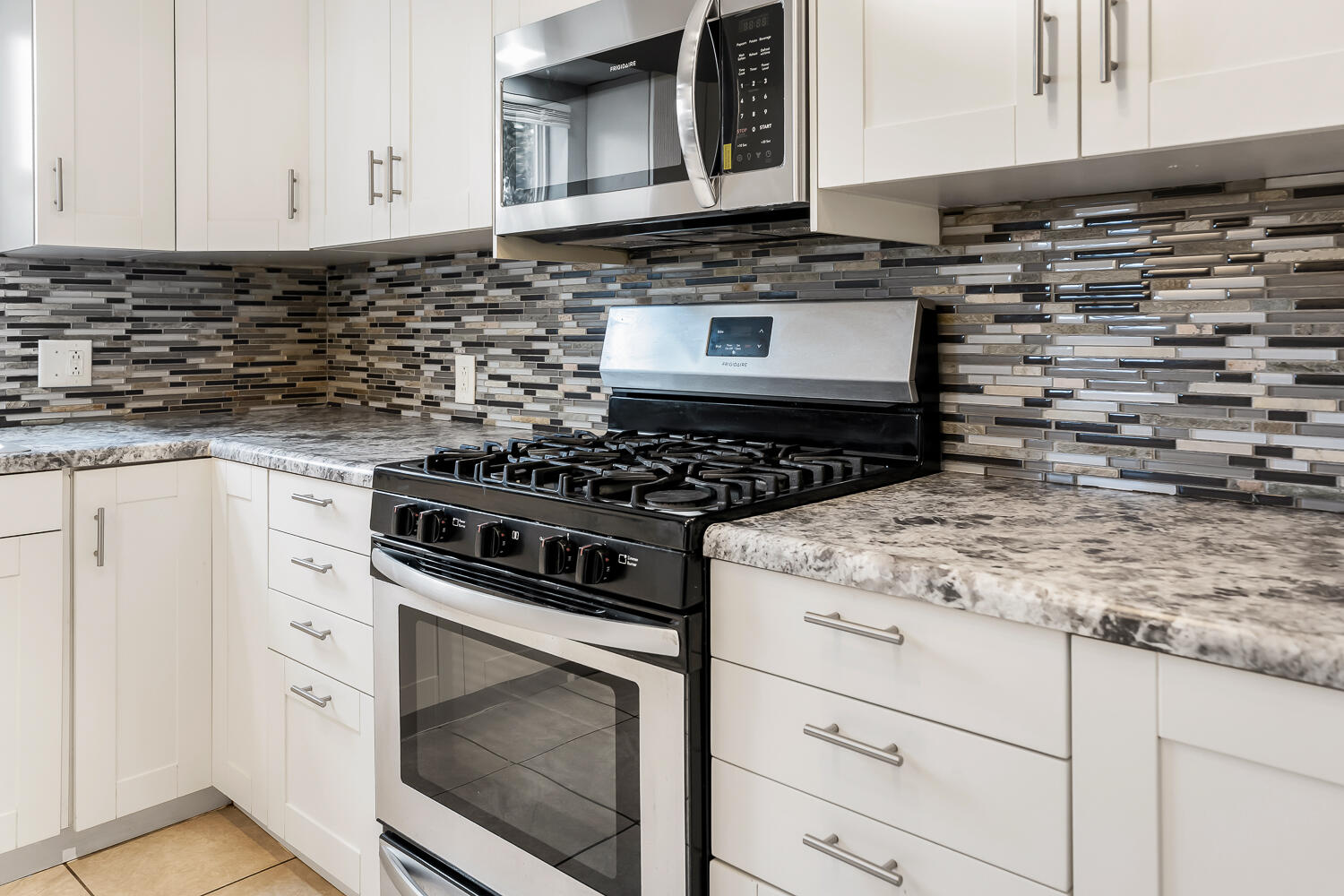 6400 Ash Avenue Gary, IN 46403 - Photo 11 of 35 1500x1000