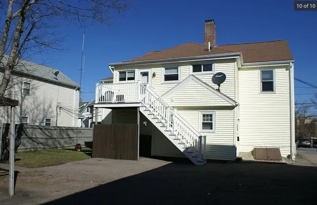 $2,200 | 102 Central Street, Unit 1, Waltham, MA 02453