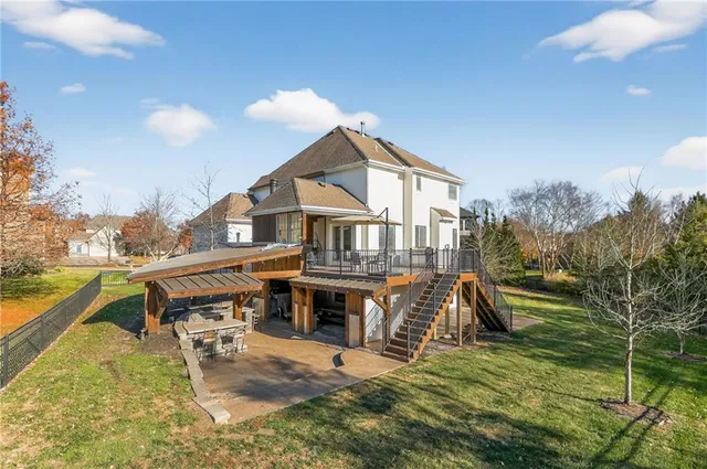 $750,000 | 16620 Birch Street, Overland Park, KS 66085