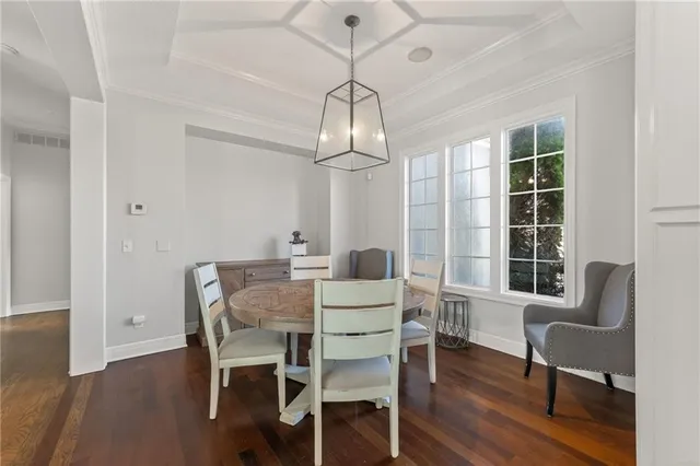 $750,000 | 16620 Birch Street, Overland Park, KS 66085