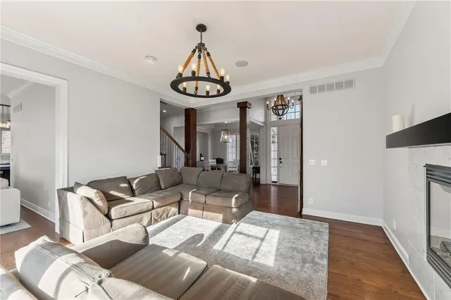 $750,000 | 16620 Birch Street, Overland Park, KS 66085