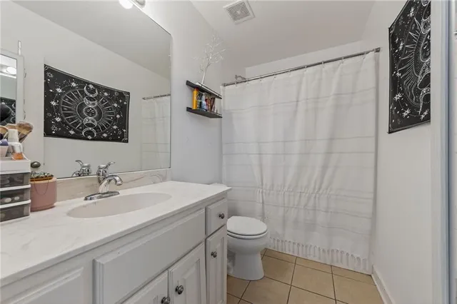 $750,000 | 16620 Birch Street, Overland Park, KS 66085