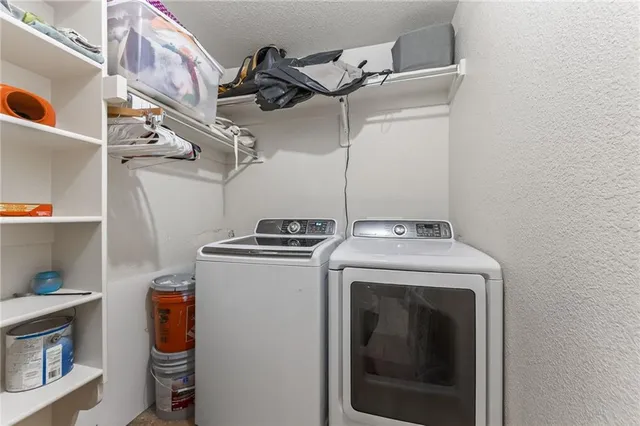 $750,000 | 16620 Birch Street, Overland Park, KS 66085