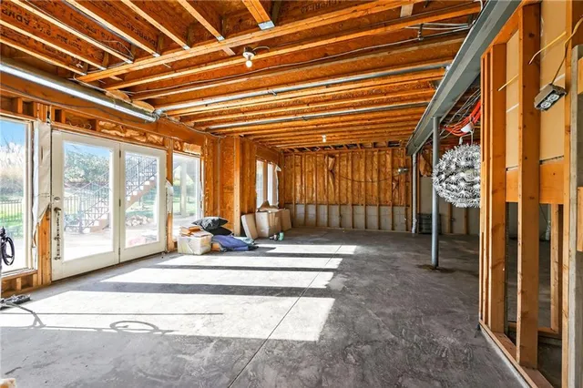 $750,000 | 16620 Birch Street, Overland Park, KS 66085