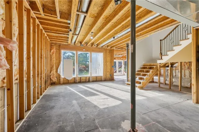 $750,000 | 16620 Birch Street, Overland Park, KS 66085