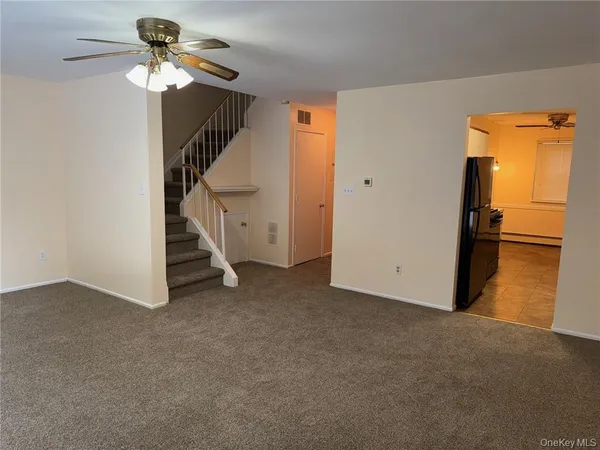 $2,650 | 100 Hillside Drive, Unit G8, Middletown, NY 10941