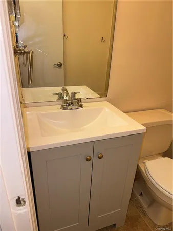 $2,650 | 100 Hillside Drive, Unit G8, Middletown, NY 10941