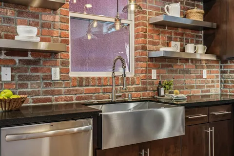 $625,000 | 2028 20th Street, Sacramento, CA 95818