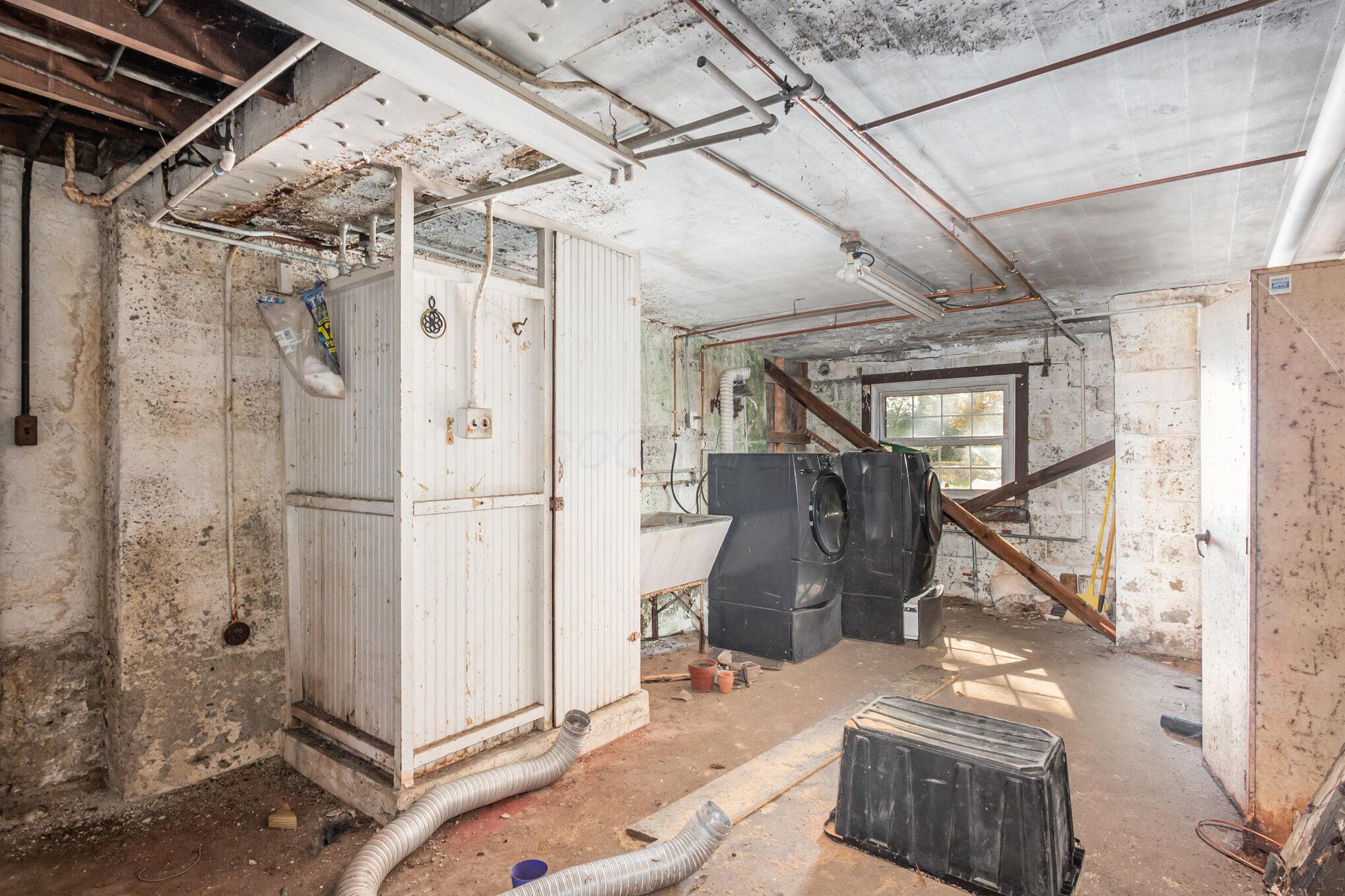 293 Merchant Street Newark, OH 43055 - Photo 46 of 61 basement