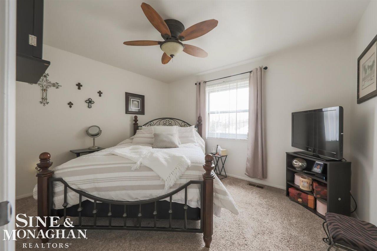 20720 Meier Road St. Clair Shores, MI 48081 - Photo 18 of 28