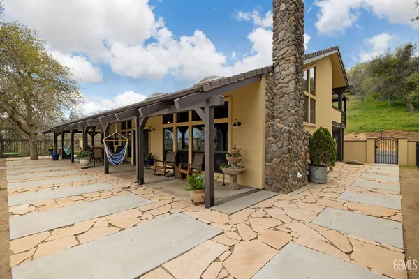 $749,900 | Undisclosed Address, Keene, CA 93531