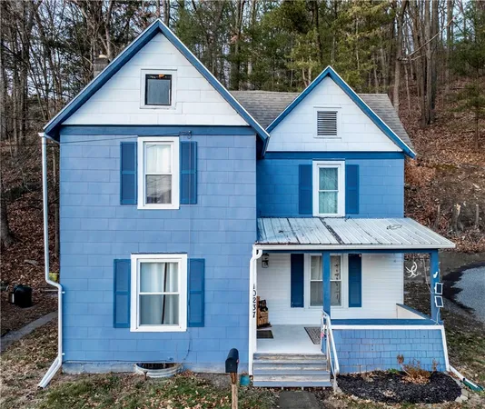 $159,900 | 10237-41 Oakwood Drive, Painted Post, NY 14870