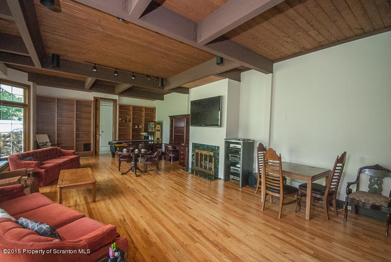 145 Carbondale Road Waverly, PA 18471 - Photo 34 of 98