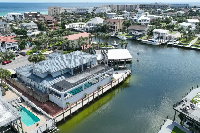 a view of a porch with furniture