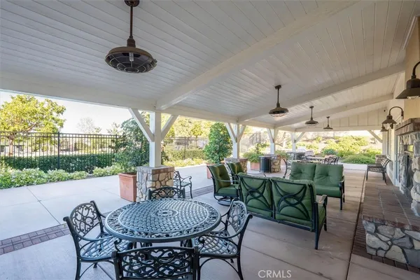 $1,450,000 | 22384 Riverstream Court, Saugus, CA 91350