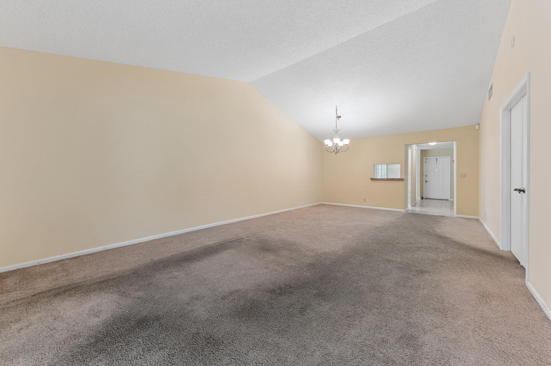 10197 Kinswood Road Boynton Beach, FL 33437 - Photo 7 of 15 Living Room