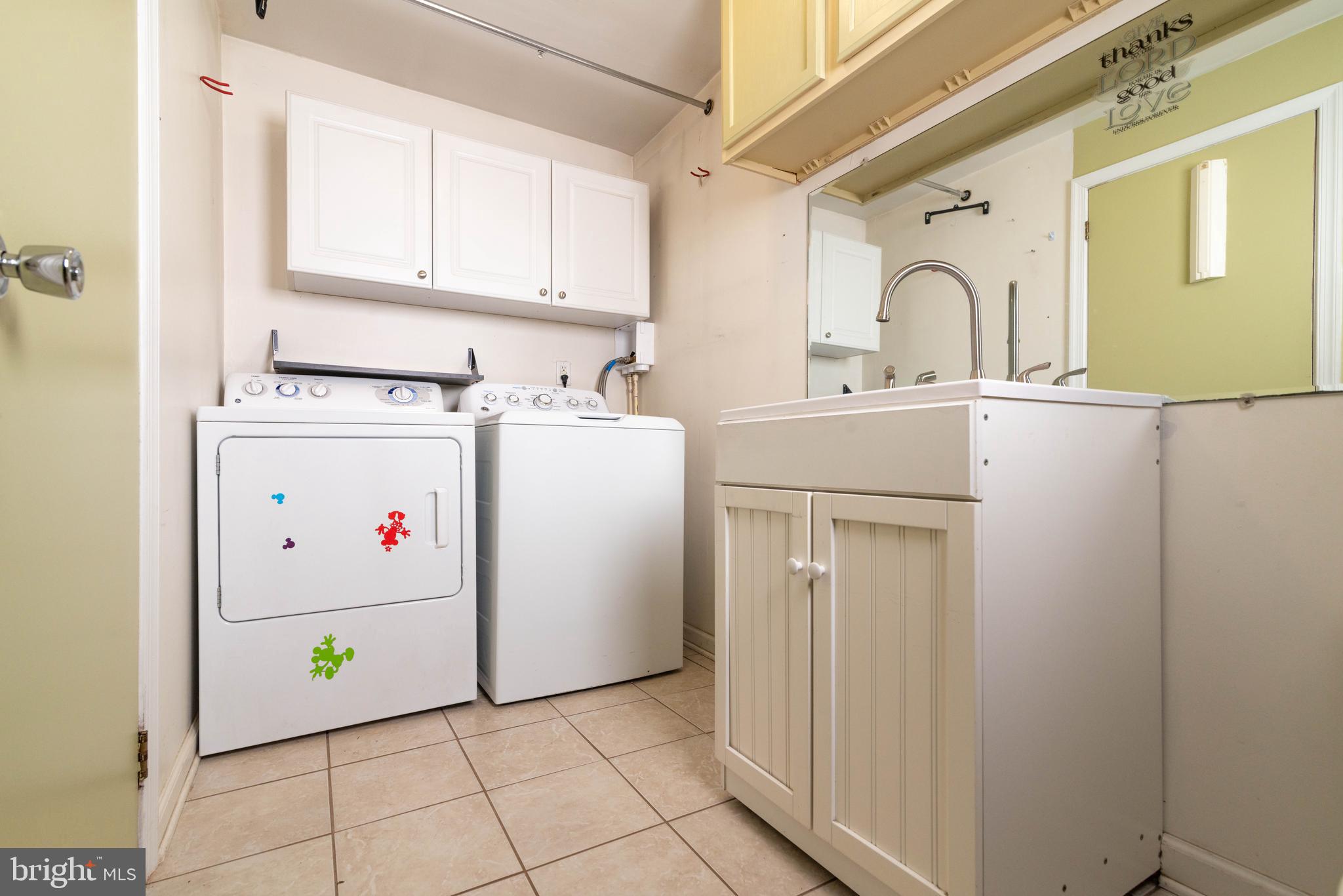 106 South Shady Retreat Road Doylestown, PA 18901 - Photo 19 of 33 a utility room with dryer and washer